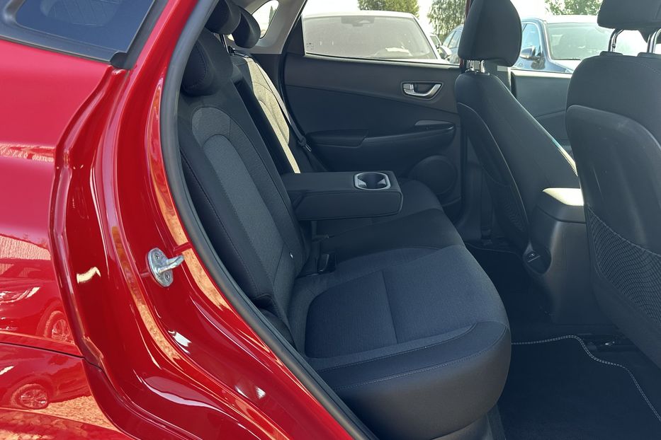 Продам Hyundai Kona 64кВтСліпізониПдгрівсиднькерма 2022 года в Львове