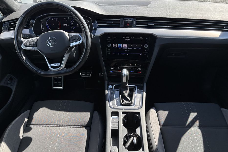 Продам Volkswagen Passat Alltrack 2.0диз147квт 4х4  2022 года в Львове