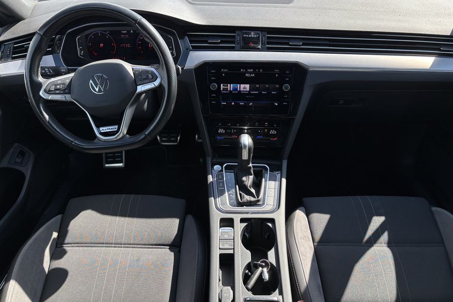 Продам Volkswagen Passat Alltrack 2.0диз147квт 4х4  2022 года в Львове