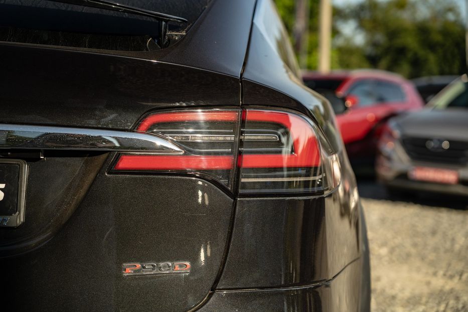 Продам Tesla Model X P90D 2016 года в Черновцах
