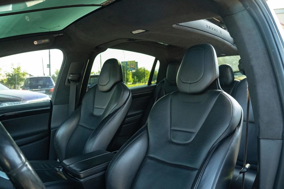 Продам Tesla Model X P90D 2016 года в Черновцах