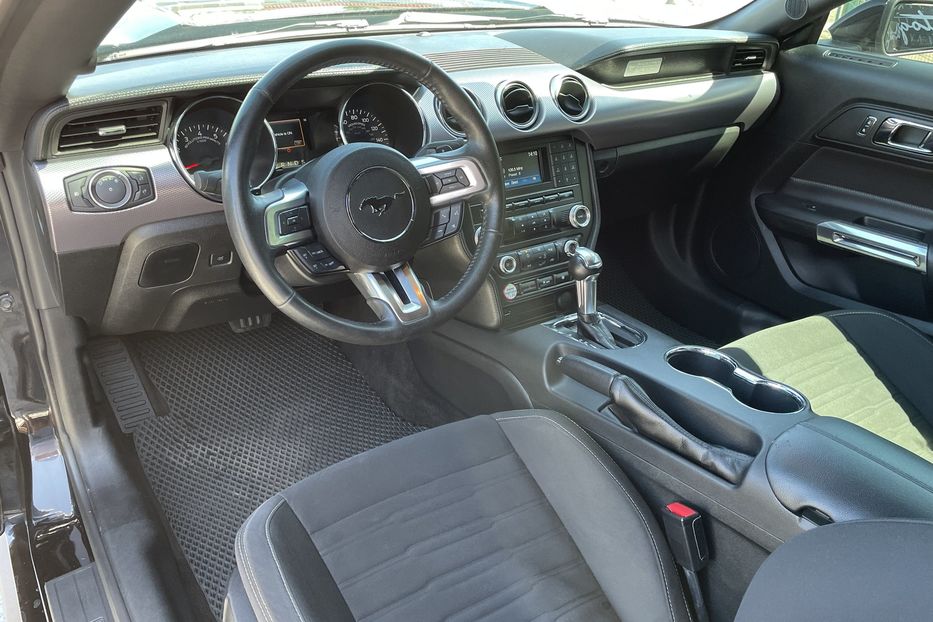 Продам Ford Mustang GT 5 2017 года в Киеве