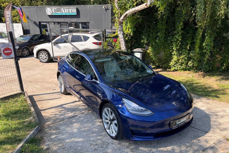 Продам Tesla Model 3 2019 года в Черновцах