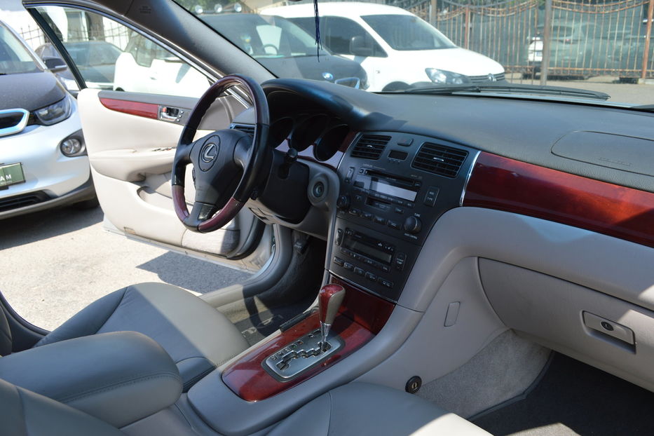 Продам Lexus ES 300 2002 года в Одессе