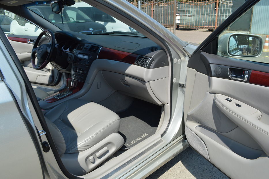 Продам Lexus ES 300 2002 года в Одессе
