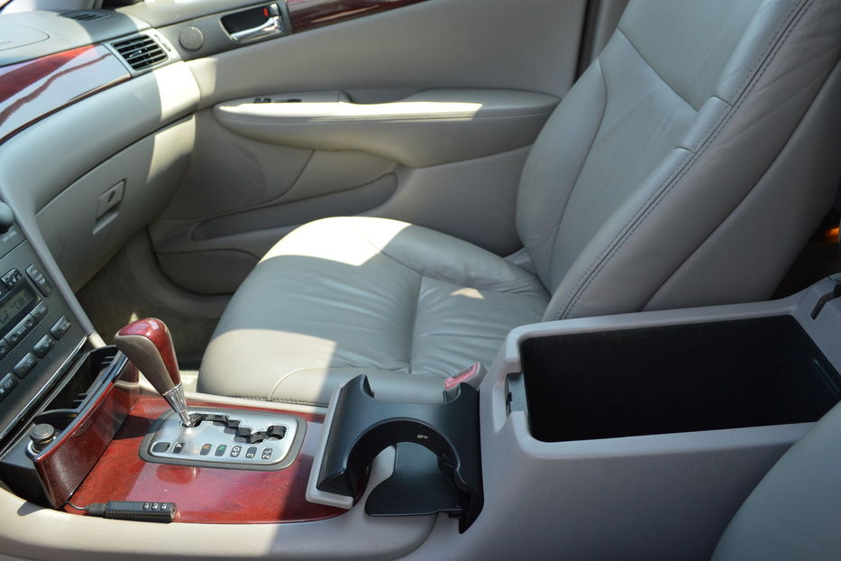 Продам Lexus ES 300 2002 года в Одессе