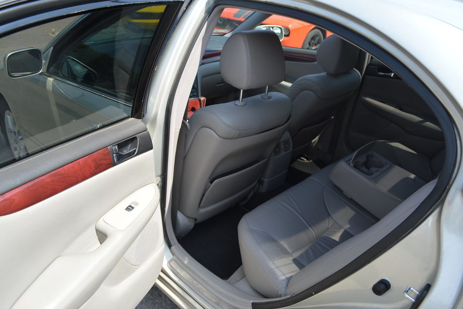 Продам Lexus ES 300 2002 года в Одессе