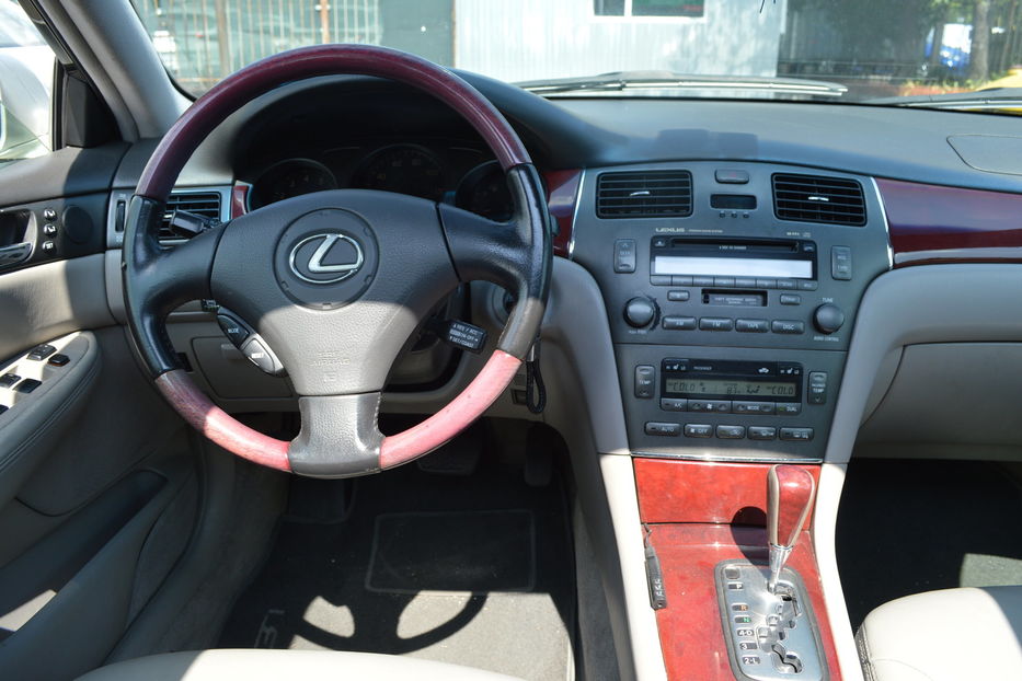 Продам Lexus ES 300 2002 года в Одессе