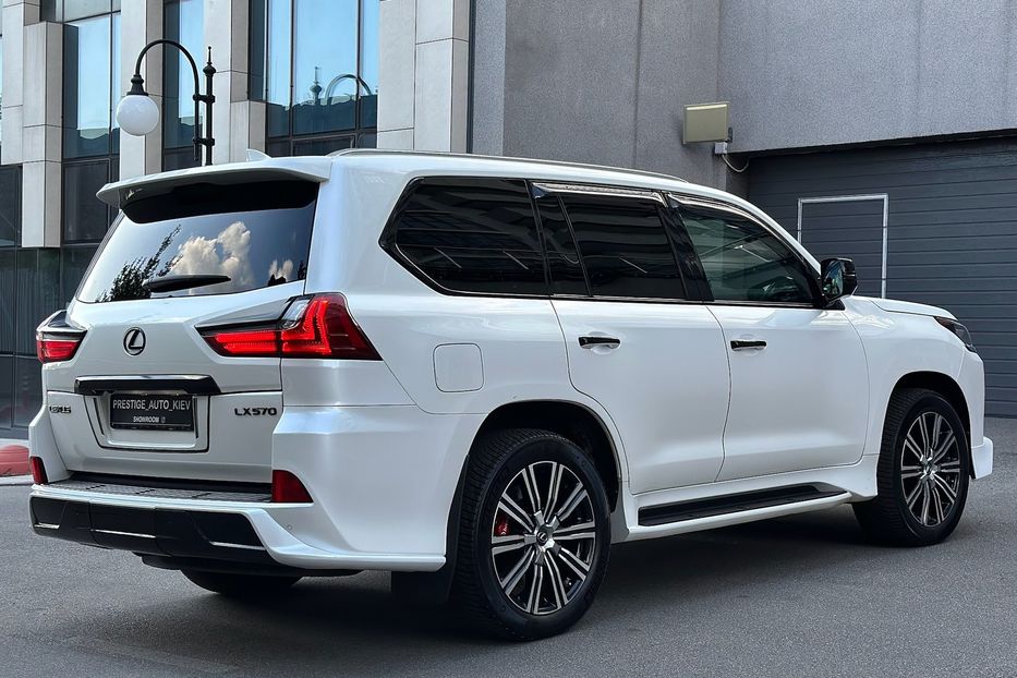Продам Lexus LX 570 LUXURY+ SUPERCHARGED 2019 года в Киеве