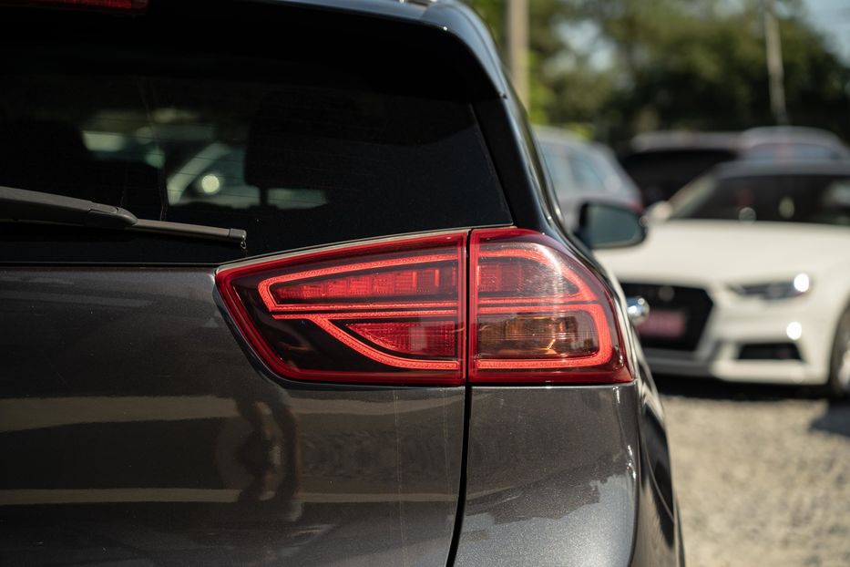 Продам Kia Niro EV 2020 года в Черновцах
