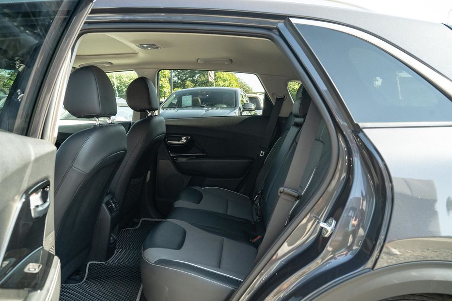 Продам Kia Niro EV 2020 года в Черновцах