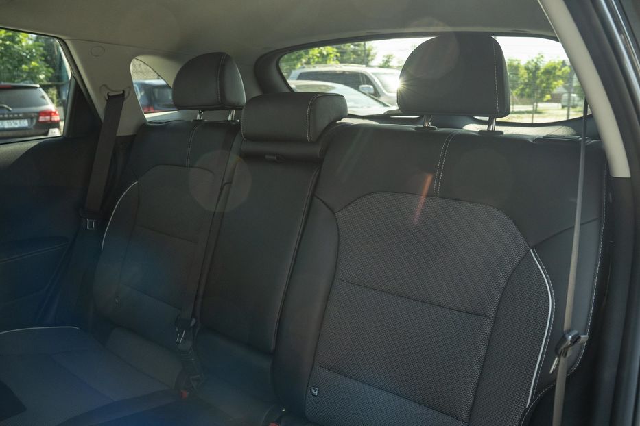 Продам Kia Niro EV 2020 года в Черновцах