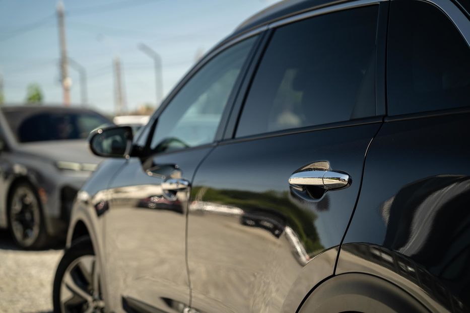 Продам Kia Niro EV 2020 года в Черновцах