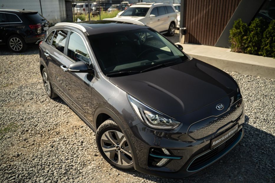 Продам Kia Niro EV 2020 года в Черновцах