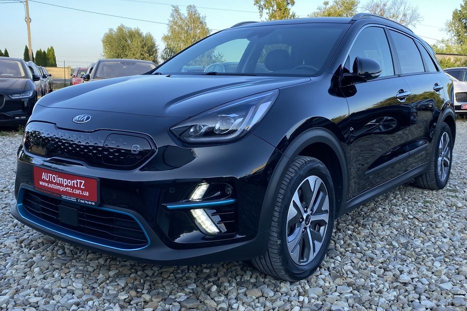 Продам Kia Niro 64 кВт Макс. комплектація 2020 года в Львове
