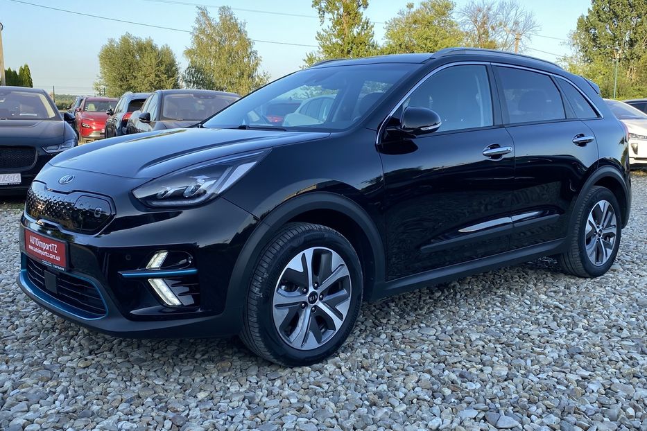 Продам Kia Niro 64 кВт Макс. комплектація 2020 года в Львове