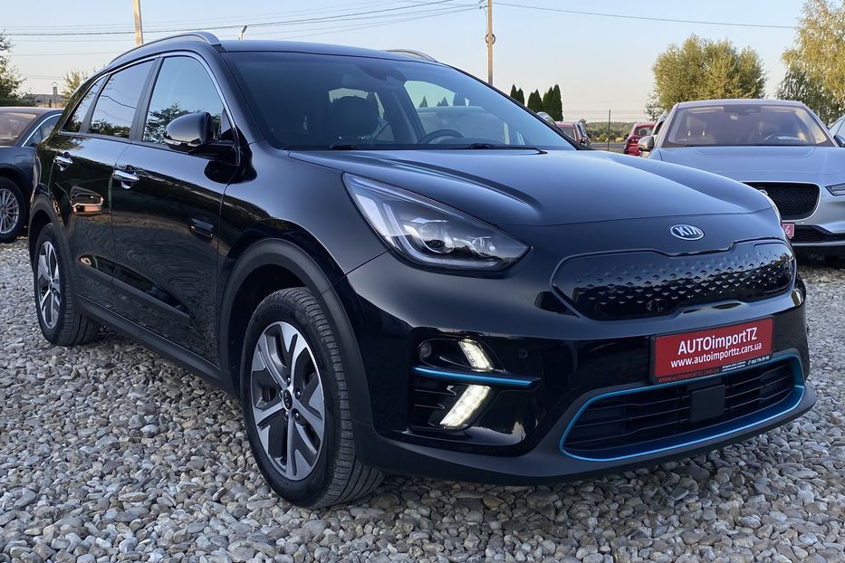 Продам Kia Niro 64 кВт Макс. комплектація 2020 года в Львове