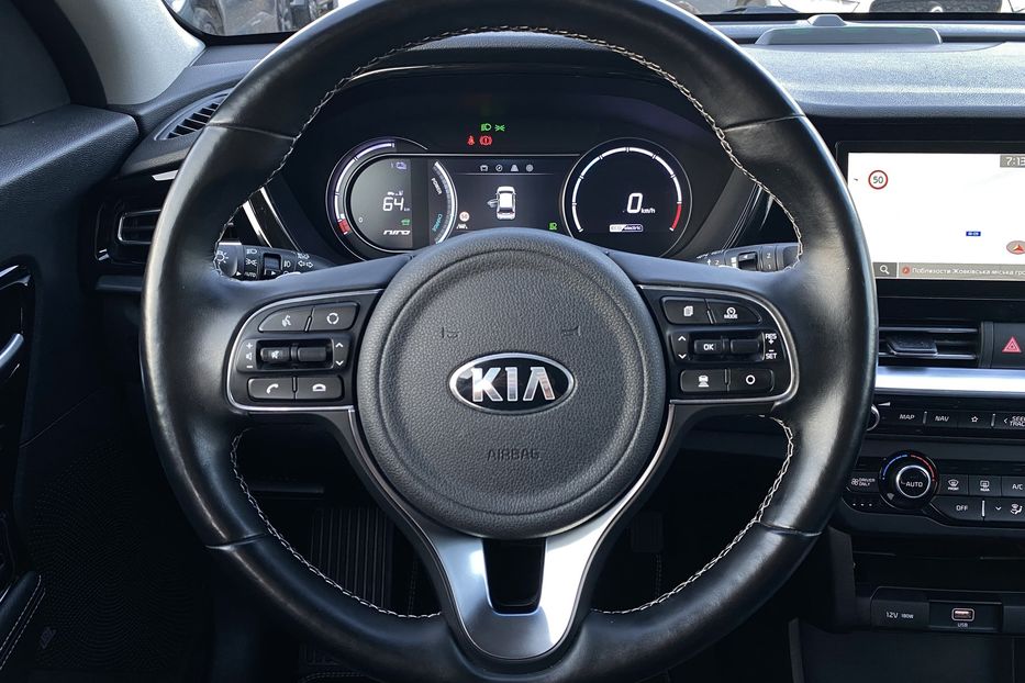 Продам Kia Niro 64 кВт Макс. комплектація 2020 года в Львове
