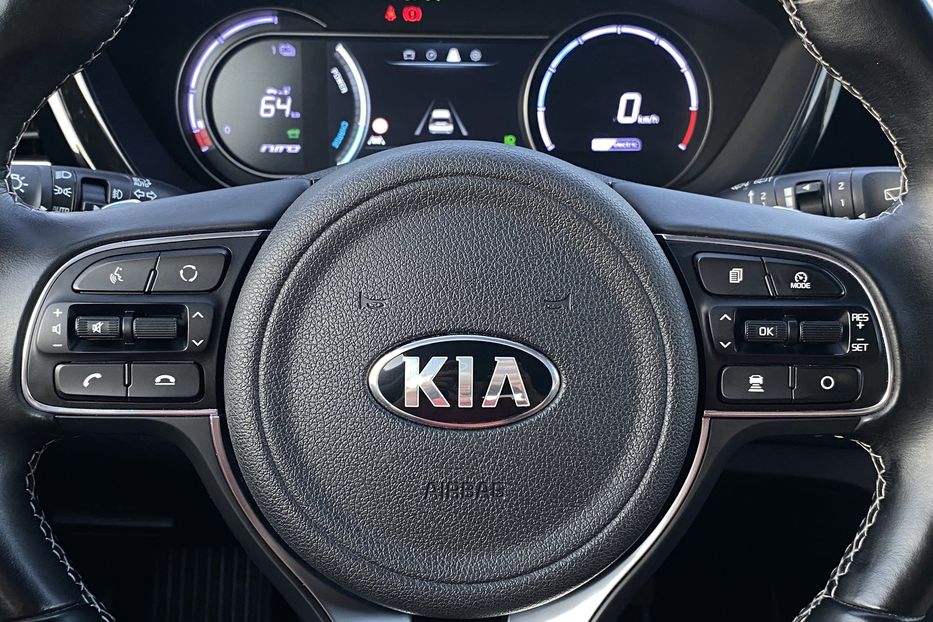 Продам Kia Niro 64 кВт Макс. комплектація 2020 года в Львове