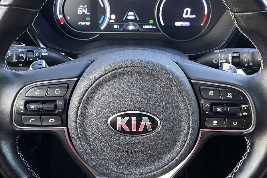 Продам Kia Niro 64 кВт Макс. комплектація 2020 года в Львове