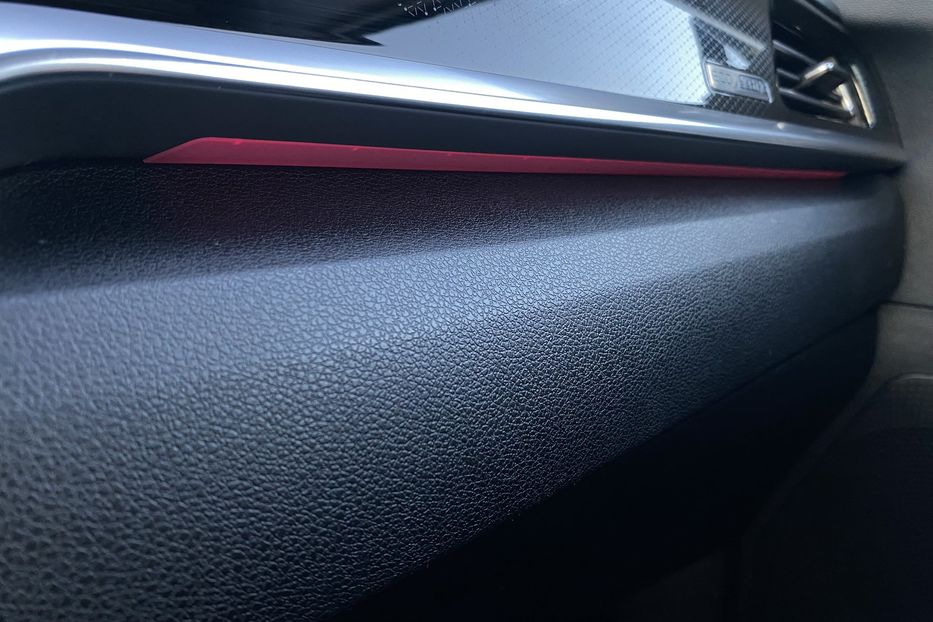 Продам Kia Niro 64 кВт Макс. комплектація 2020 года в Львове