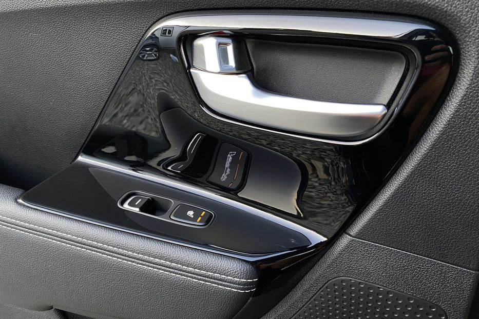 Продам Kia Niro 64 кВт Макс. комплектація 2020 года в Львове