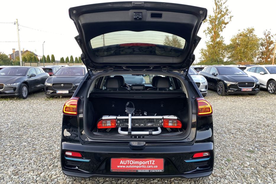 Продам Kia Niro 64 кВт Макс. комплектація 2020 года в Львове