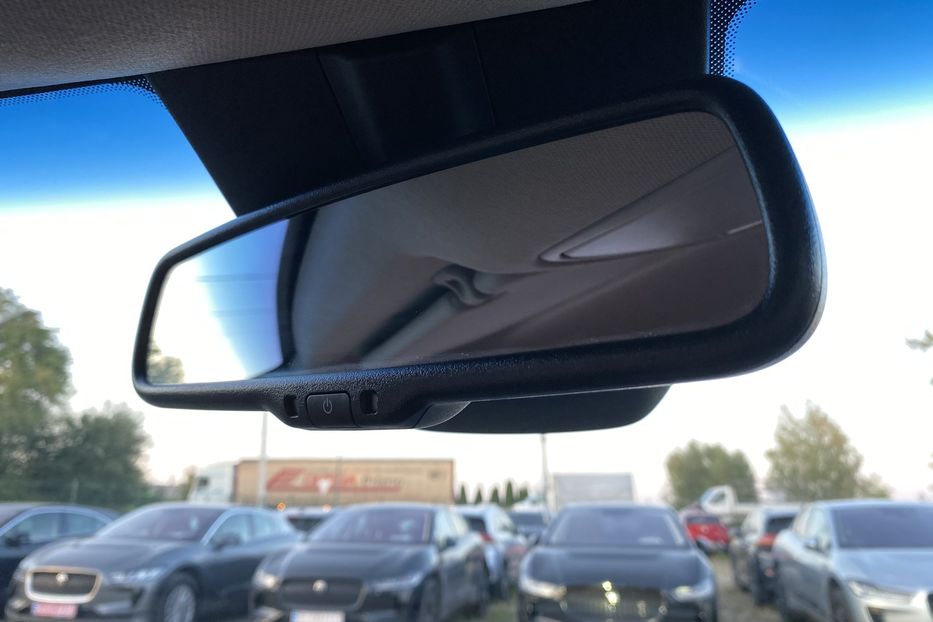 Продам Kia Niro 64 кВт Макс. комплектація 2020 года в Львове