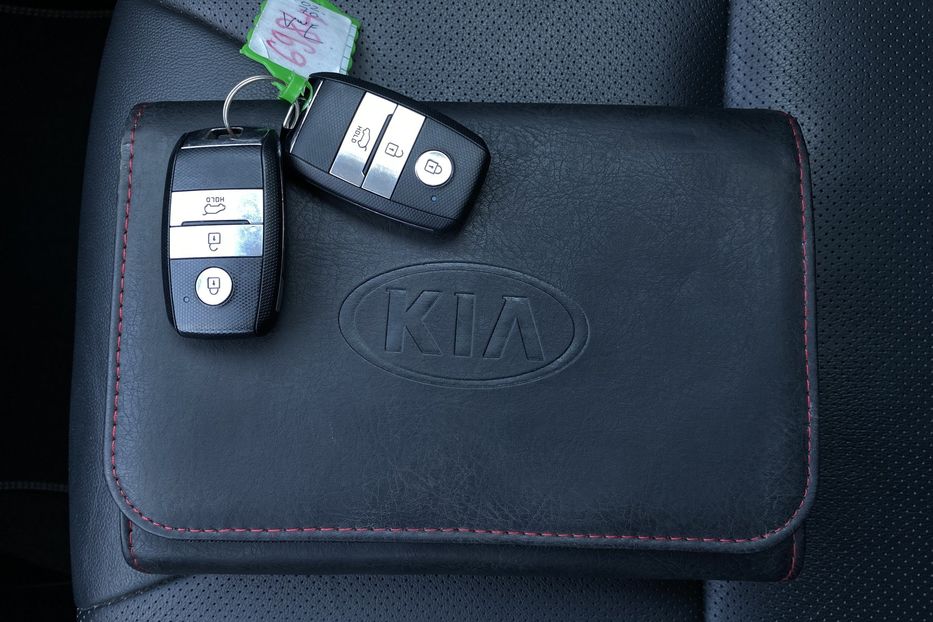 Продам Kia Niro 64 кВт Макс. комплектація 2020 года в Львове