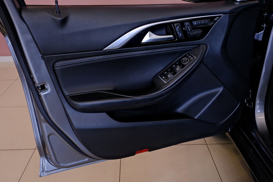 Продам Infiniti QX30 2016 года в Одессе