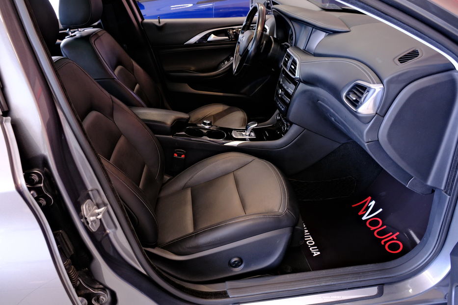 Продам Infiniti QX30 2016 года в Одессе