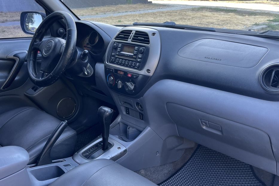 Продам Toyota Rav 4 4х4 2003 года в Николаеве