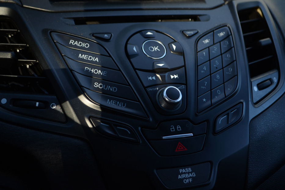 Продам Ford Fiesta 2018 года в Киеве