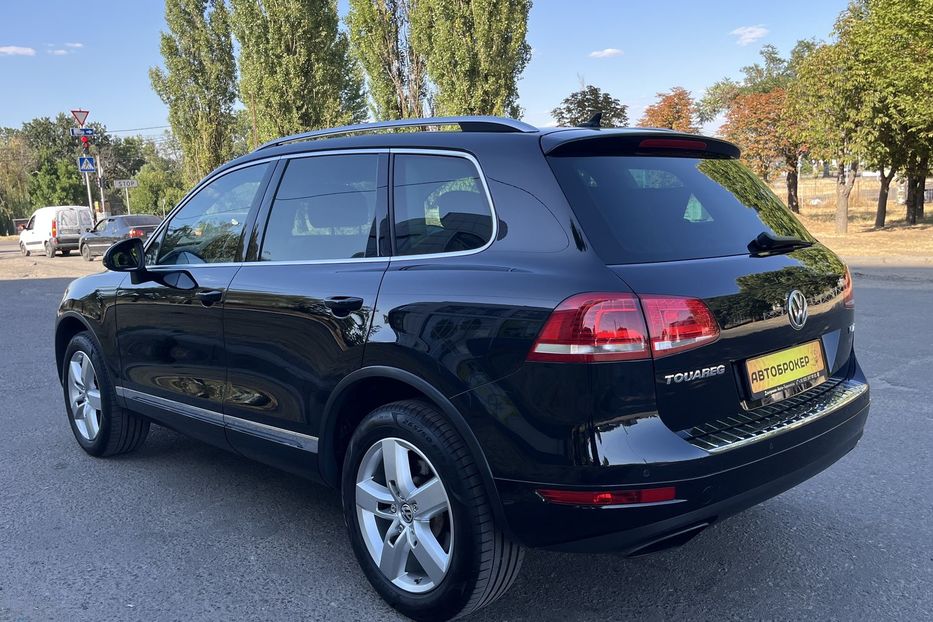 Продам Volkswagen Touareg Oficial 2014 года в Николаеве