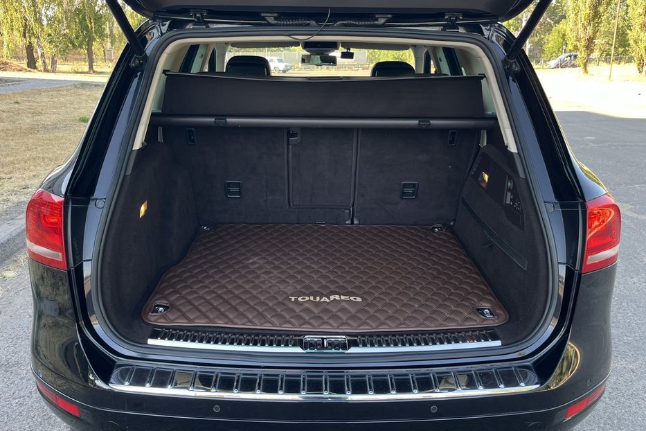 Продам Volkswagen Touareg Oficial 2014 года в Николаеве