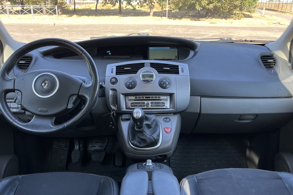 Продам Renault Grand Scenic Full 2008 года в Николаеве