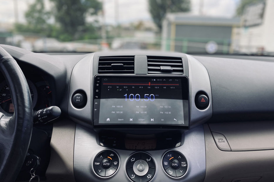 Продам Toyota Rav 4 2007 года в Киеве