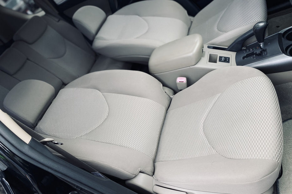 Продам Toyota Rav 4 2007 года в Киеве