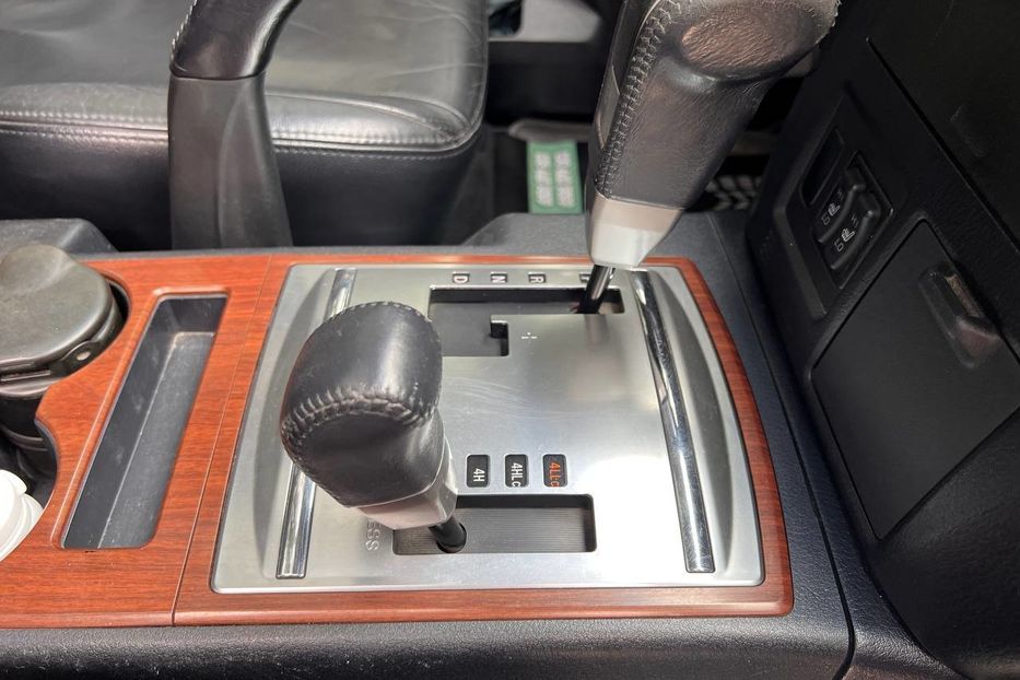 Продам Mitsubishi Pajero 2008 года в Черновцах