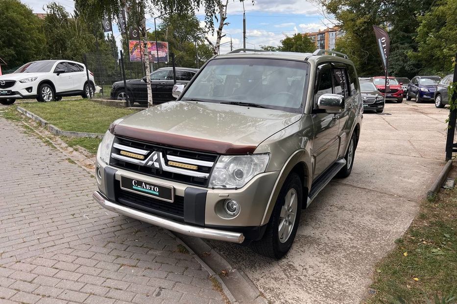 Продам Mitsubishi Pajero 2008 года в Черновцах