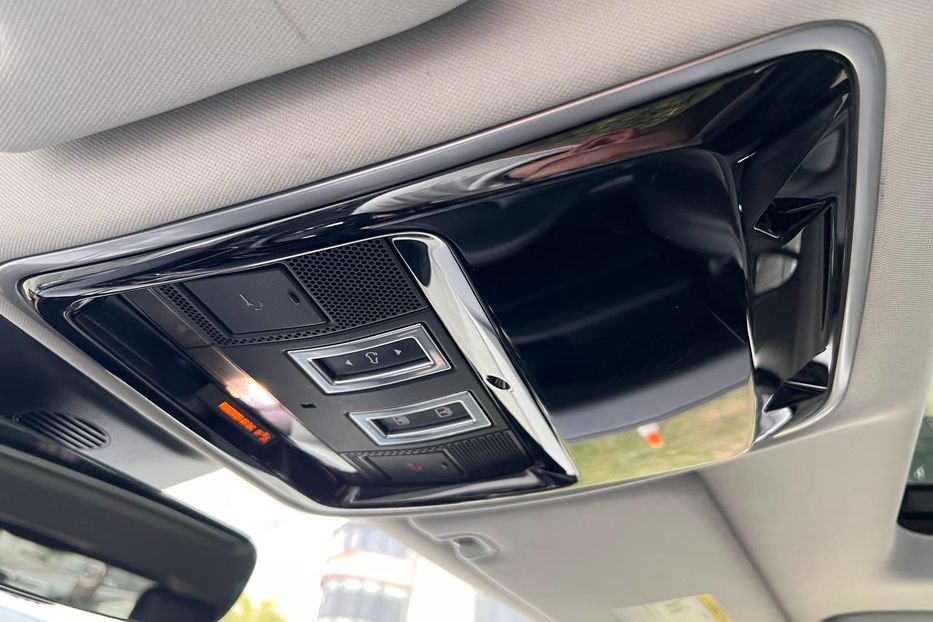 Продам Land Rover Range Rover Sport 2019 года в Черновцах