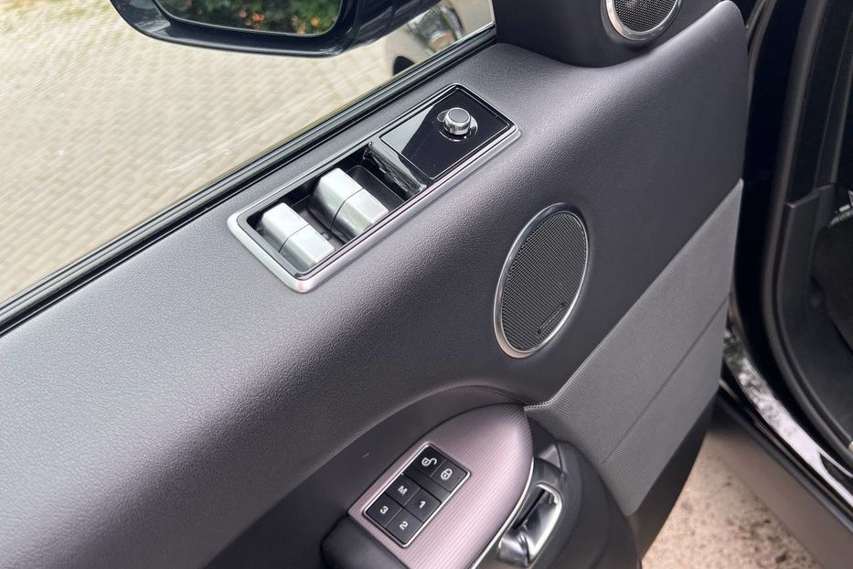 Продам Land Rover Range Rover Sport 2019 года в Черновцах