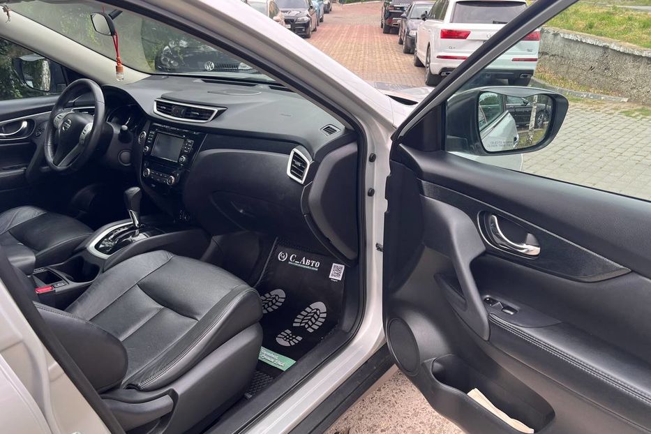 Продам Nissan Rogue 2015 года в Черновцах
