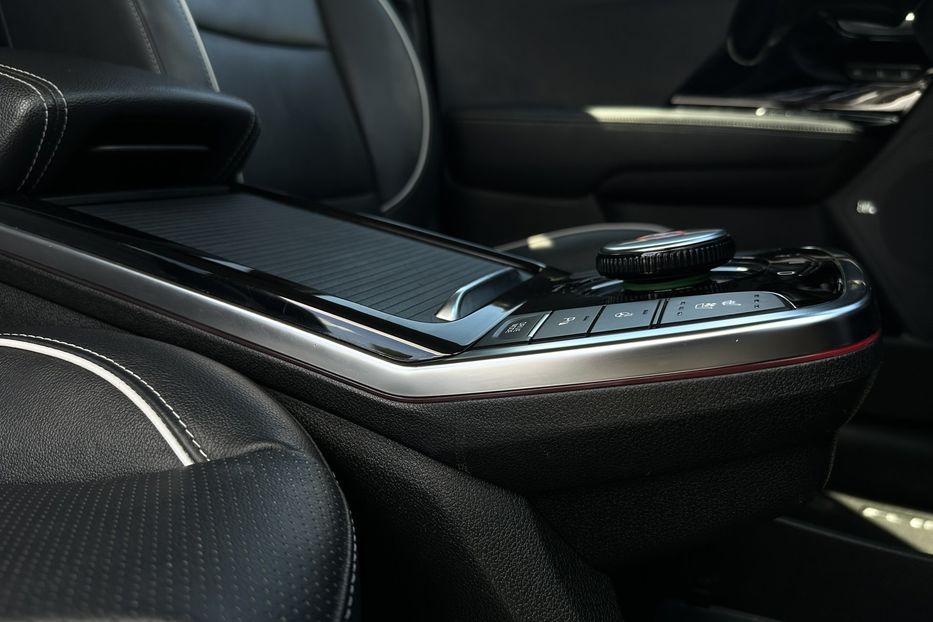 Продам Kia Niro  64 кВт Макс. комплектектація 2020 года в Львове