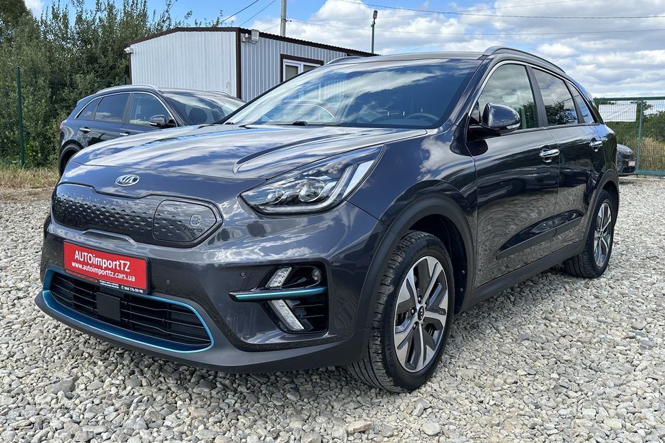 Продам Kia Niro  64 кВт Макс. комплектектація 2020 года в Львове