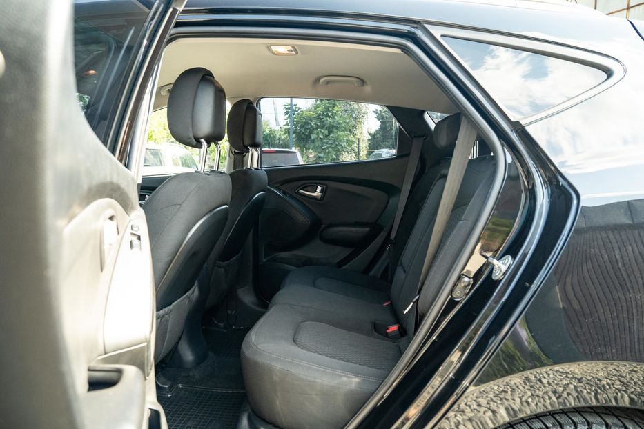 Продам Hyundai IX35 2012 года в Черновцах