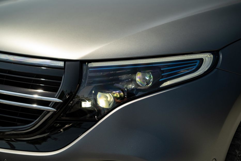 Продам Mercedes-Benz EQC 400 4Matic 2020 года в Черновцах
