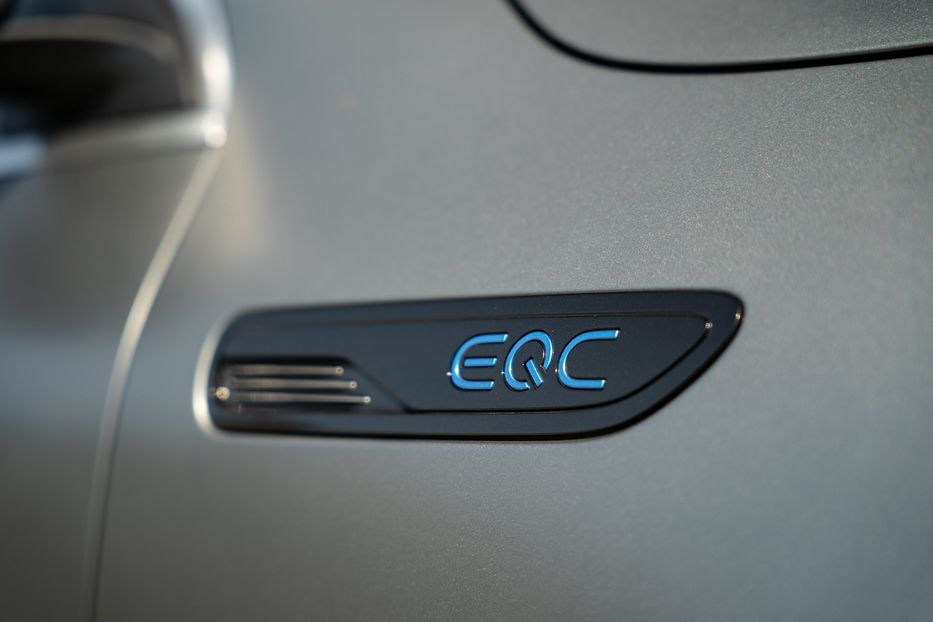 Продам Mercedes-Benz EQC 400 4Matic 2020 года в Черновцах