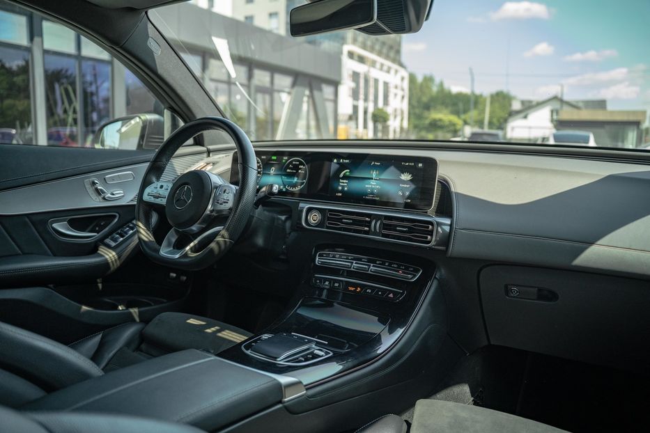 Продам Mercedes-Benz EQC 400 4Matic 2020 года в Черновцах