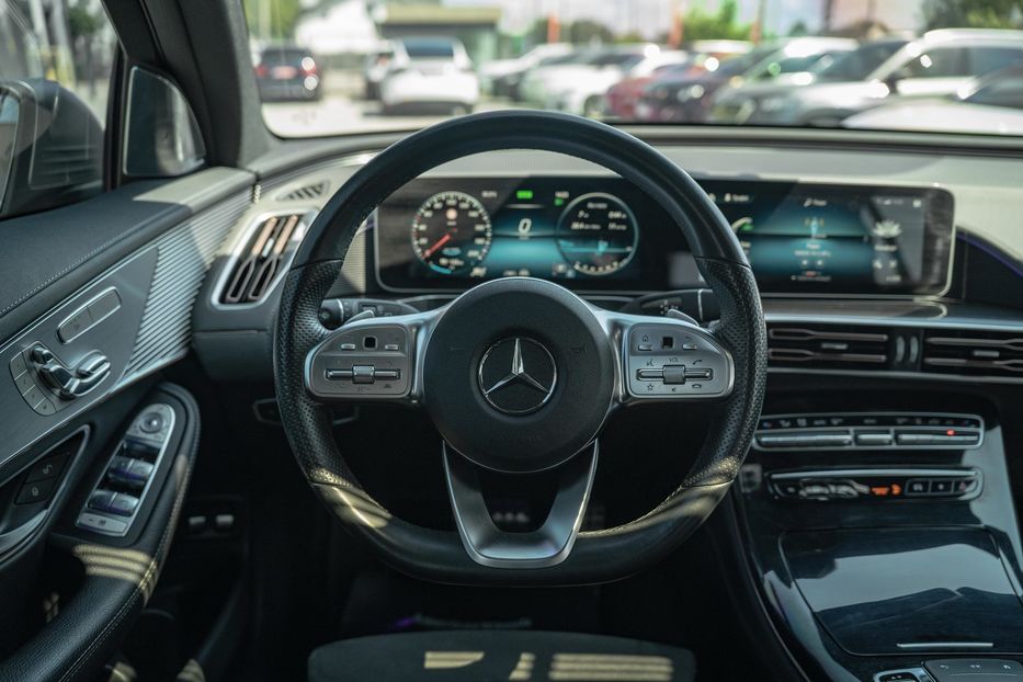 Продам Mercedes-Benz EQC 400 4Matic 2020 года в Черновцах